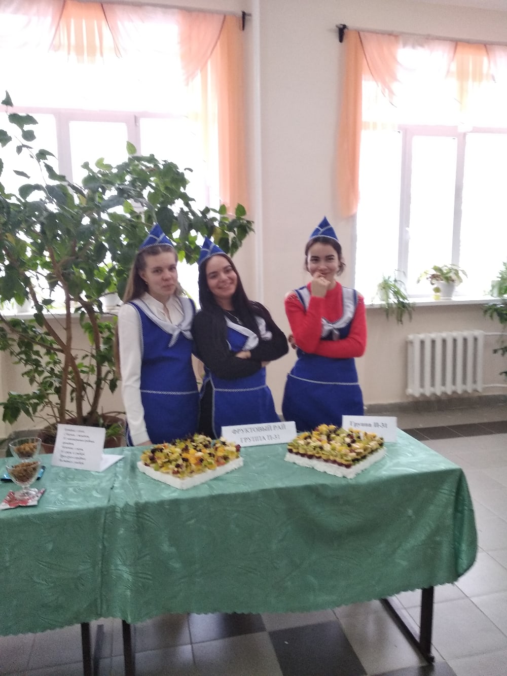 kpzkcTYVXi4